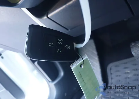 2022 Volkswagen Taos 1.5T Se из США, поврежденный, VIN 3VVLX7B29NM034525